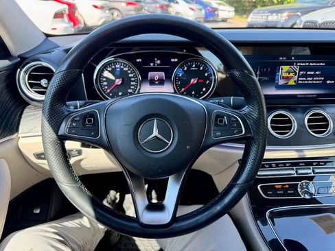 Used 2017 Mercedes-Benz E 300 4MATIC image 23