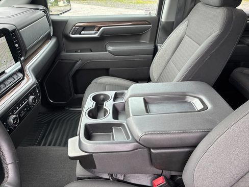 Used 2026 Chevrolet Silverado 1500 RST AWD/4WD image 21
