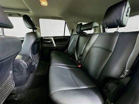 Used 2018 Toyota 4Runner Limited image 13