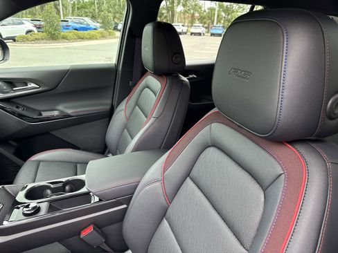 New 2026 Chevrolet Equinox RS w/ Convenience Package III FWD image 20