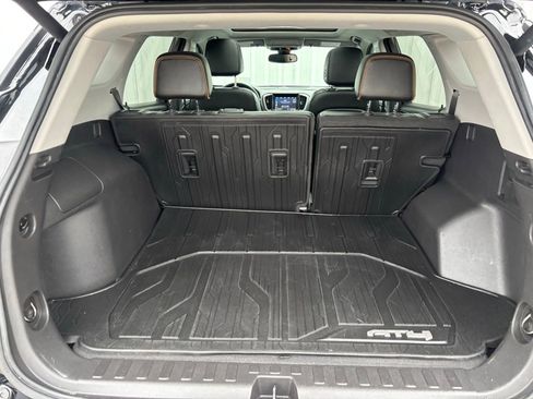 Used 2024 GMC Terrain AT4 w/ Infotainment Package II image 32