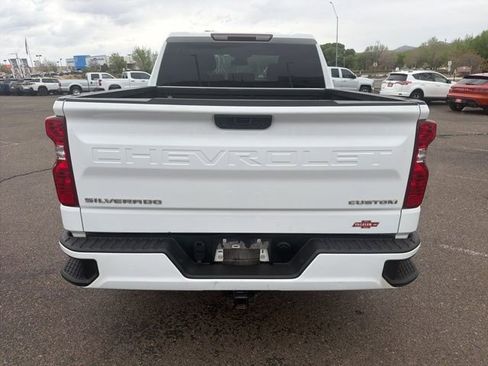 Used 2023 Chevrolet Silverado 1500 Custom image 3