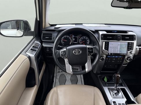 Used 2022 Toyota 4Runner Limited AWD/4WD image 16