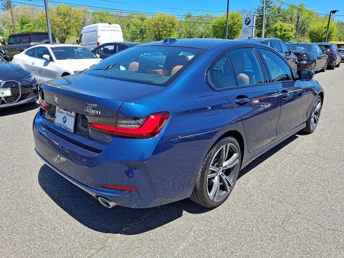 Used 2023 BMW 330i xDrive Sedan w/ Premium Package AWD/4WD image 7