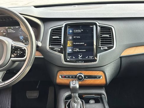 Used 2021 Volvo XC90 T6 Momentum w/ Protection Package Premier AWD/4WD image 6