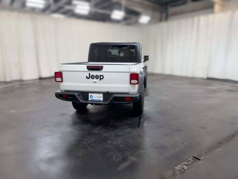 New 2026 Jeep Gladiator Sport image 10