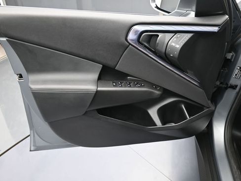 Used 2025 BMW X3 xDrive30i image 13