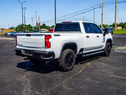 Used 2026 Chevrolet Silverado 2500 LT w/ Trail Boss Package AWD/4WD image 7