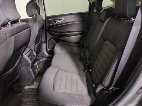 Used 2019 Ford Edge SEL AWD/4WD image 25