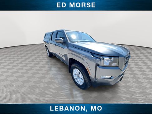 Used 2023 Nissan Frontier SV AWD/4WD image 2