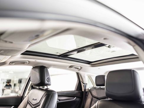 Used 2019 Cadillac XT5 Luxury image 19