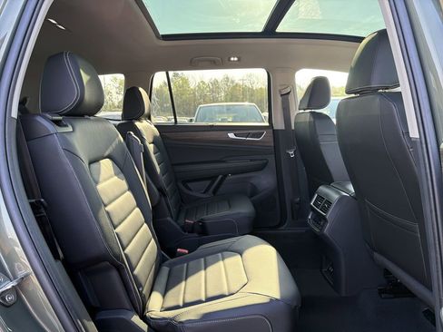 New 2026 Volkswagen Atlas SEL AWD/4WD image 18