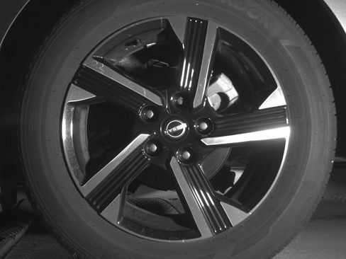 Used 2025 Nissan Sentra SV image 11