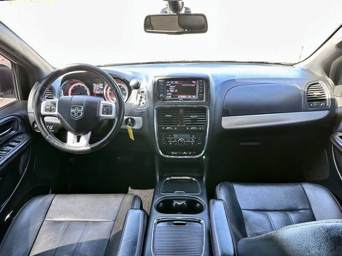 Used 2019 Dodge Grand Caravan GT FWD image 11