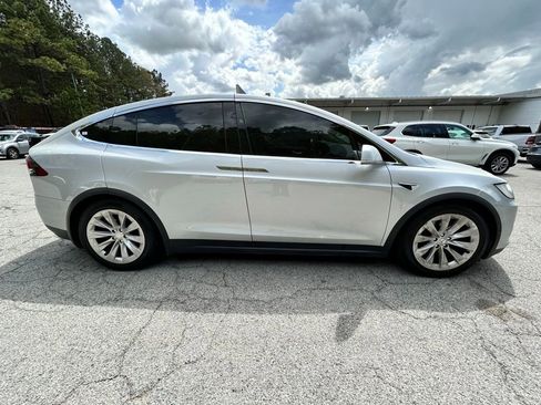 Used 2017 Tesla Model X 75D AWD/4WD image 8