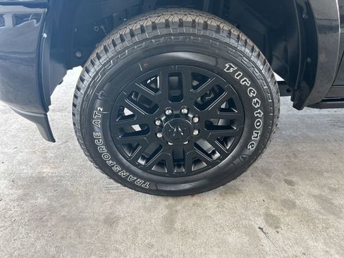 Used 2025 RAM 2500 Limited image 17