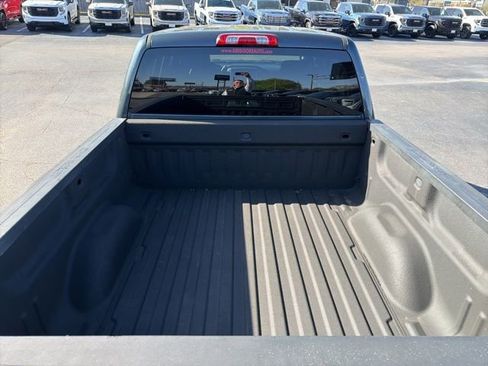 Used 2018 Chevrolet Silverado 1500 LT w/ Texas Edition image 9