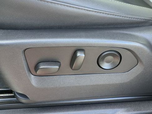 Used 2023 GMC Sierra 1500 SLT w/ SLT Premium Package image 27