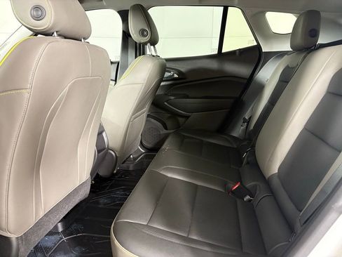 Used 2026 Chevrolet Trax ACTIV w/ Sunroof Package image 36