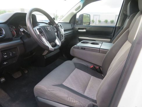 Used 2014 Toyota Tundra SR5 image 18