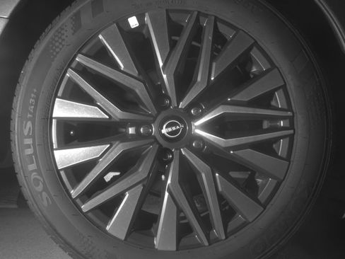 Used 2026 Nissan Altima 2.5 SV FWD image 13