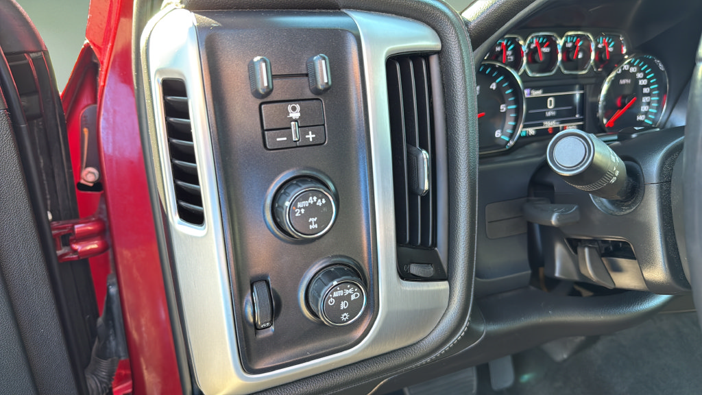 Used 2018 GMC Sierra 1500 SLT w/ SLT Premium Package AWD/4WD image 24