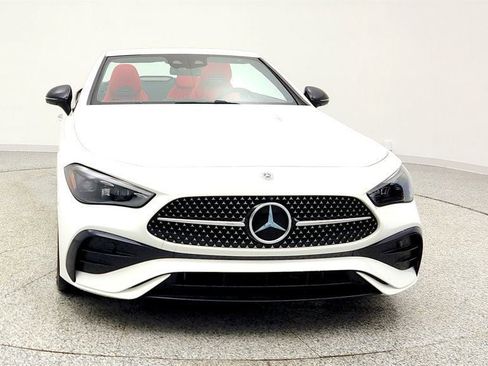 Used 2024 Mercedes-Benz CLE 450 4MATIC Cabriolet image 2
