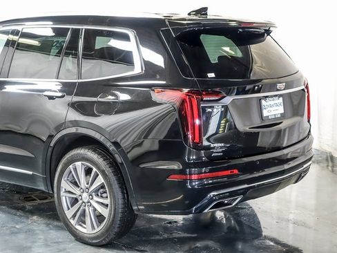 Certified 2024 Cadillac XT6 Premium Luxury w/ LPO, Floor Liner Package image 10