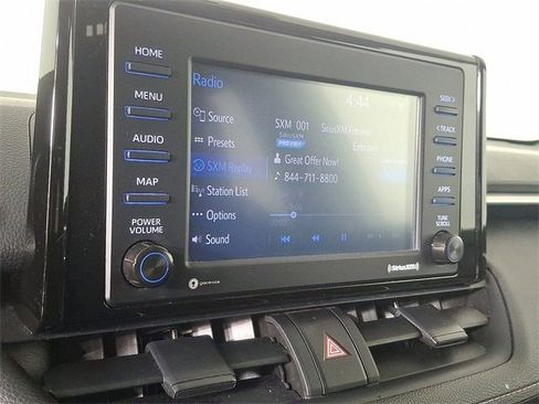 Used 2022 Toyota RAV4 XLE image 3