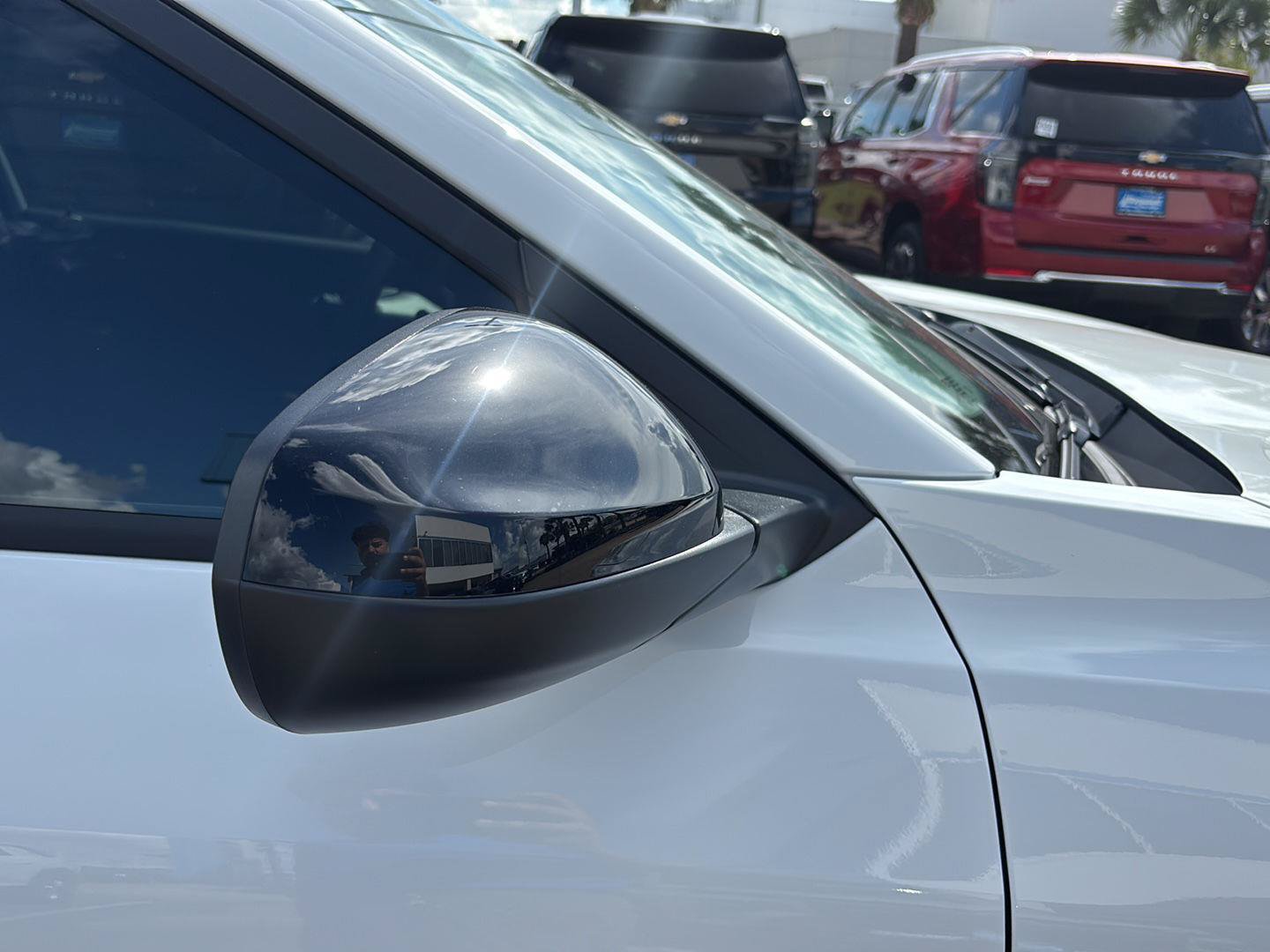 New 2026 Chevrolet Trax RS w/ Sunroof Package FWD image 9