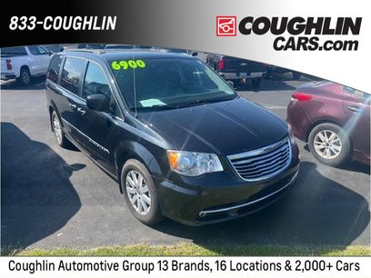 Used 2016 Chrysler Town & Country Touring w/ Driver Convenience Group