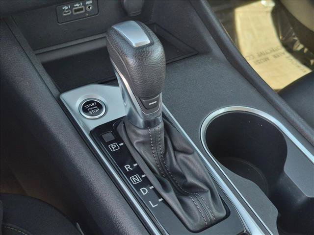 Used 2022 Nissan Altima 2.5 SV FWD image 12