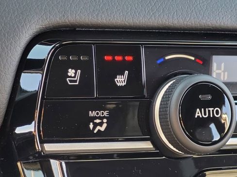 New 2026 Honda Pilot Black Edition image 16