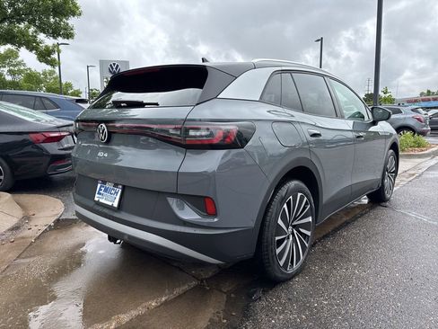 Used 2023 Volkswagen ID.4 Pro S Plus AWD/4WD image 5