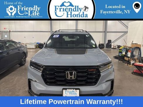 Used 2023 Honda Pilot TrailSport image 1
