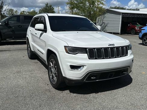 Used 2018 Jeep Grand Cherokee Limited RWD image 8