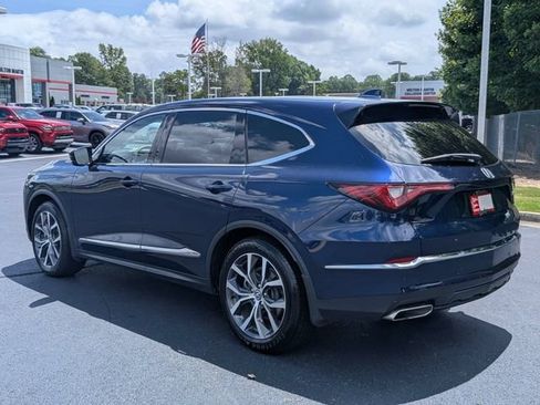 Used 2023 Acura MDX w/ Technology Package FWD image 4