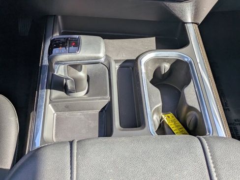 Used 2024 Chevrolet Silverado 1500 LT Trail Boss w/ Convenience Package II image 15