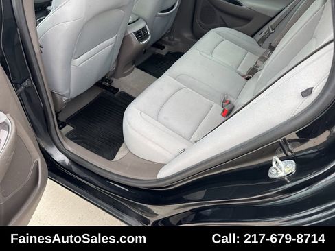 Used 2022 Chevrolet Malibu LT image 64