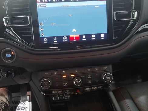 Used 2024 Dodge Durango Citadel AWD/4WD image 14
