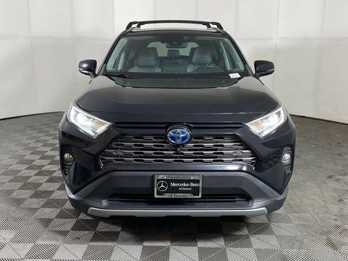 Used 2020 Toyota RAV4 Limited image 5