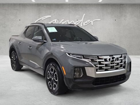Used 2022 Hyundai Santa Cruz SEL Premium AWD/4WD image 2