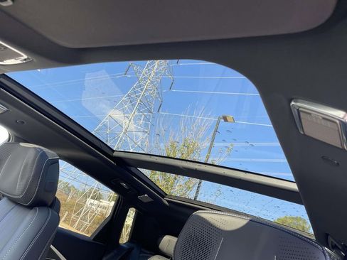 New 2026 Cadillac Lyriq Signature Luxury image 20