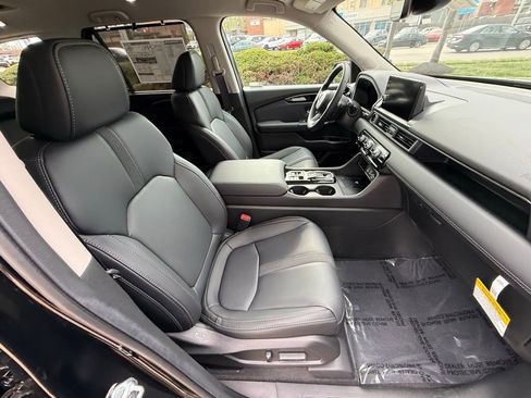 Used 2025 Honda Pilot EX-L image 43