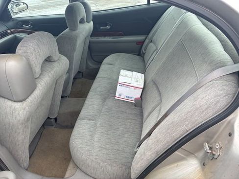 Used 2004 Buick Le Sabre Custom image 9