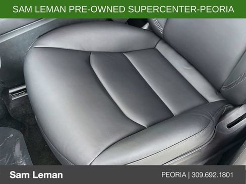 Used 2023 Tesla Model Y Performance AWD/4WD image 18