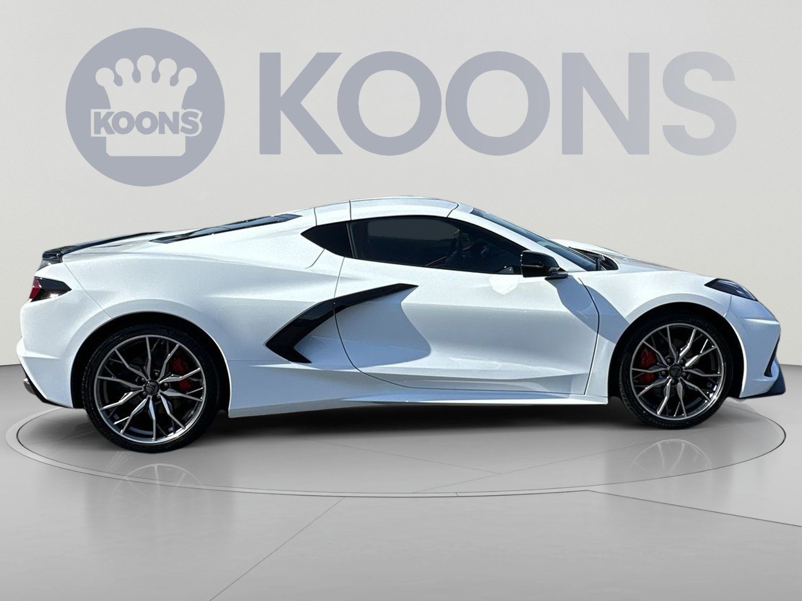 Used 2025 Chevrolet Corvette Stingray Preferred Cpe w/ Stealth Interior Trim Package RWD image 12