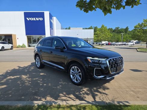 Used 2025 Audi Q7 3.0T Premium Plus w/ Premium Plus Package image 2