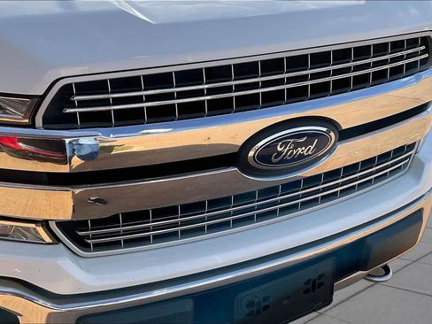 Used 2020 Ford F150 Lariat w/ Equipment Group 502A Luxury AWD/4WD image 30