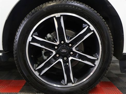 Used 2020 Ford Expedition Limited w/ Special Edition Package image 26